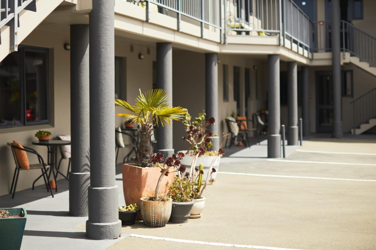 Blenheim Palms Motel Exteriér fotografie