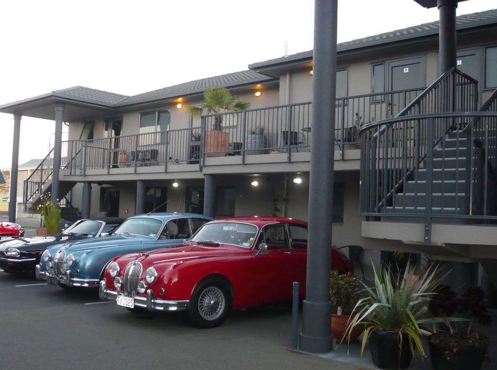 Blenheim Palms Motel Exteriér fotografie